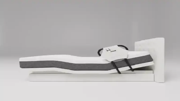 Designing a Bedroom for Aging in Place: Comfort, Safety & Independence